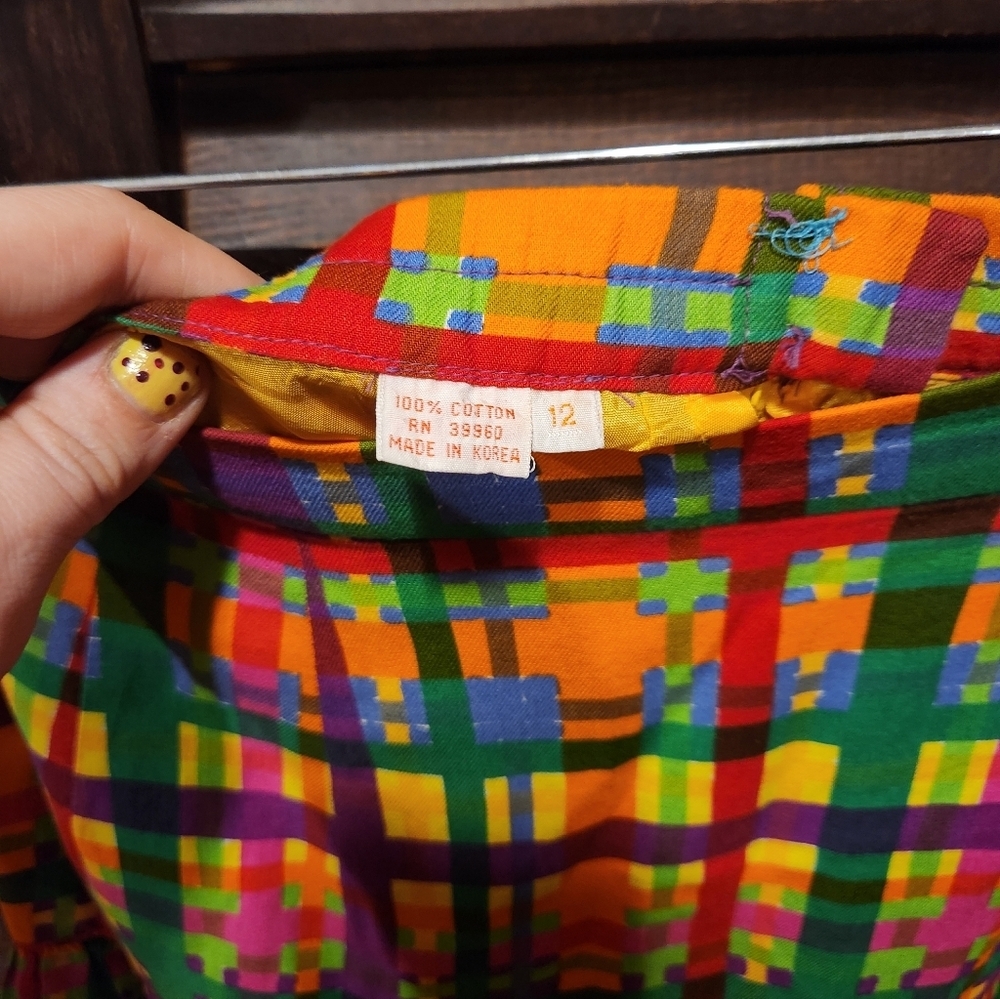 Vibrant Vintage Multicolor Women's Skirt Suit - Picture 8 of 8